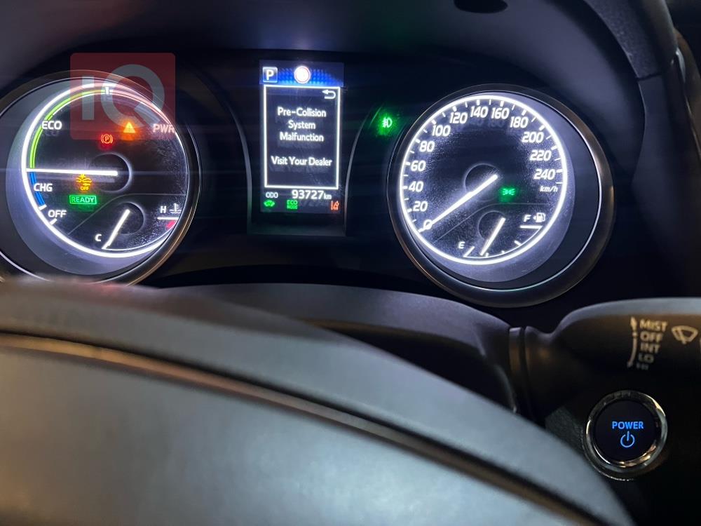 تۆیۆتا کامری